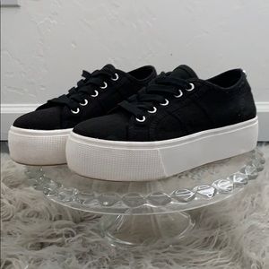 Steve Madden Platform